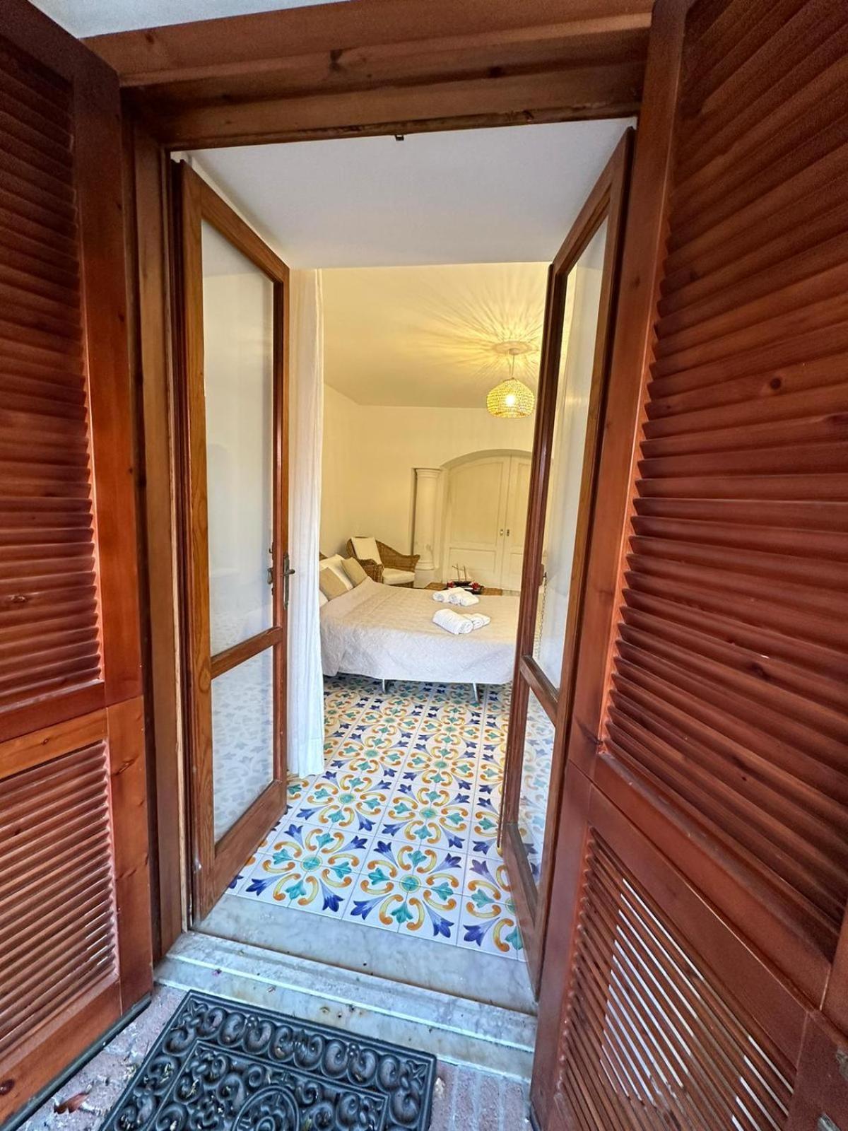 Villa Vie En Rose Sorrento Exterior photo