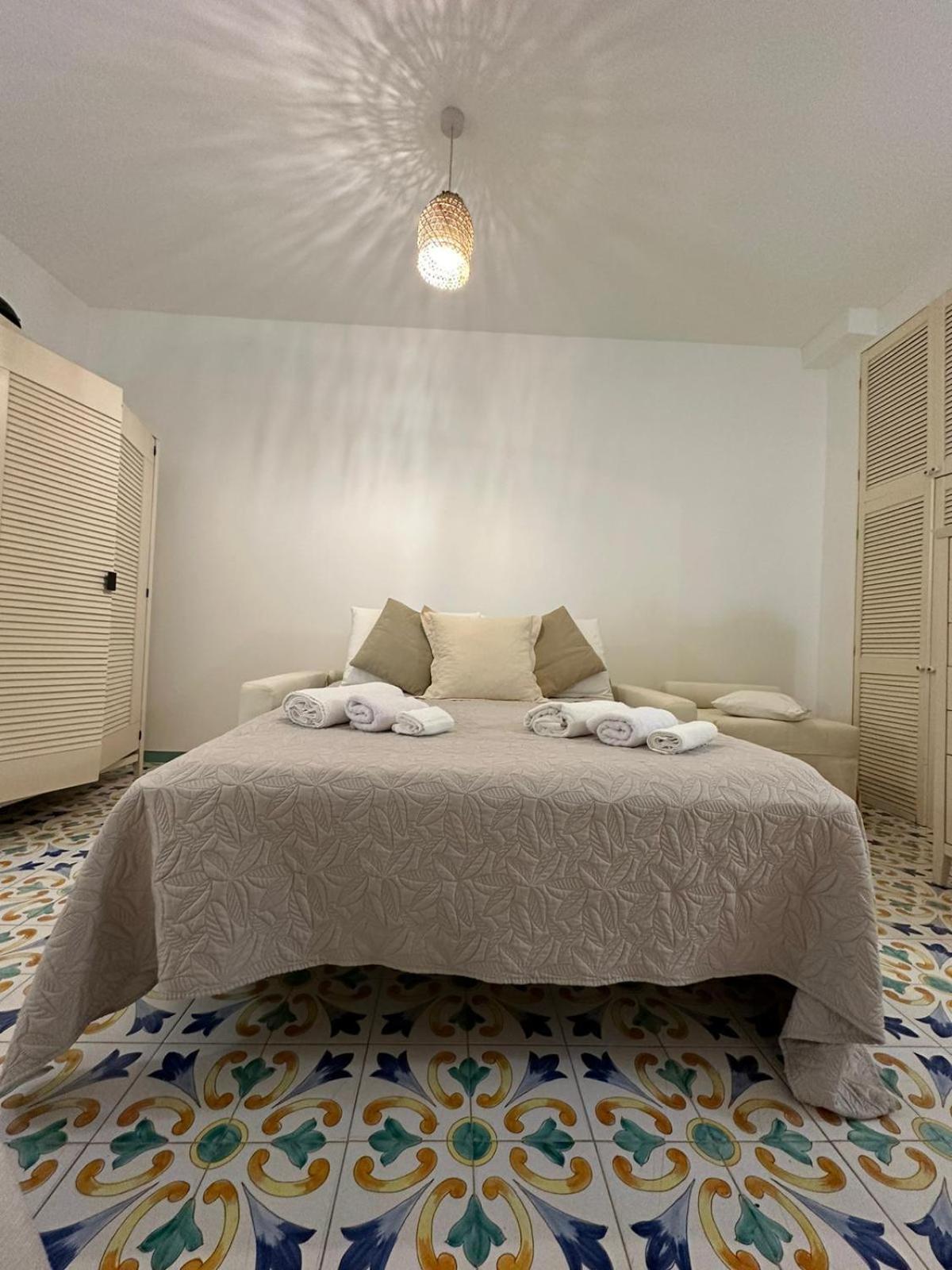 Villa Vie En Rose Sorrento Exterior photo